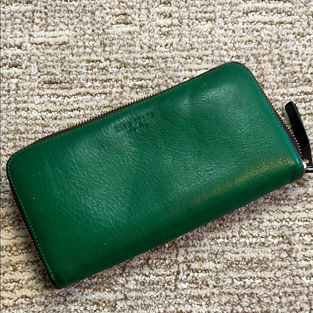 Kate Spade Leather Zip Wallet